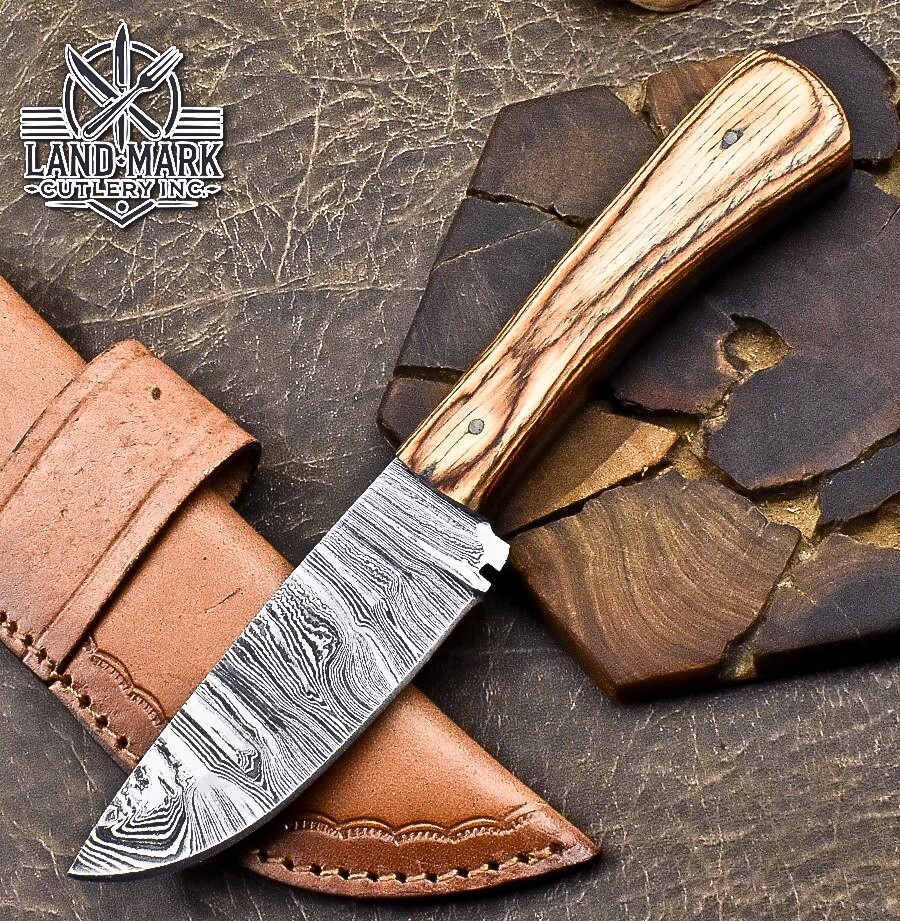 Handmade Damascus Hunting Skinner Knife with Ash Wood Handle