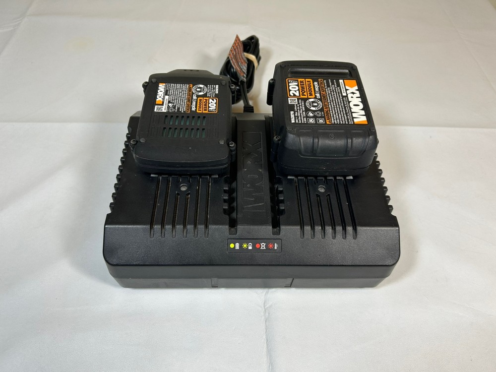 Worx 20V Power Share Battery Kit with 4.0Ah & 2.0Ah Batteries and Charger  
