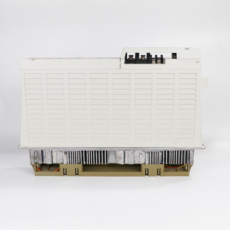 New Mitsubishi Servo Drive Unit MDS-C1-V2-2020 Fast Shipping