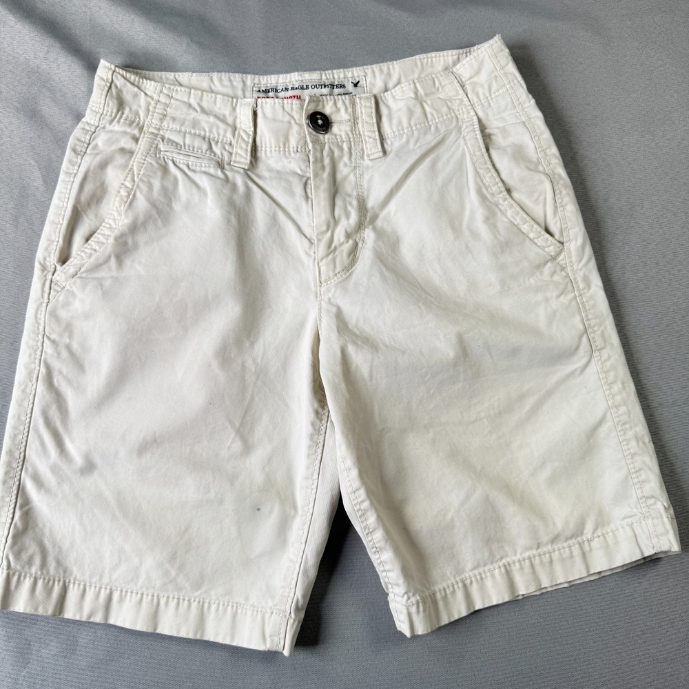 American Eagle Prep Length Shorts Mens 34 White Cotton Chino Flat Front Stain