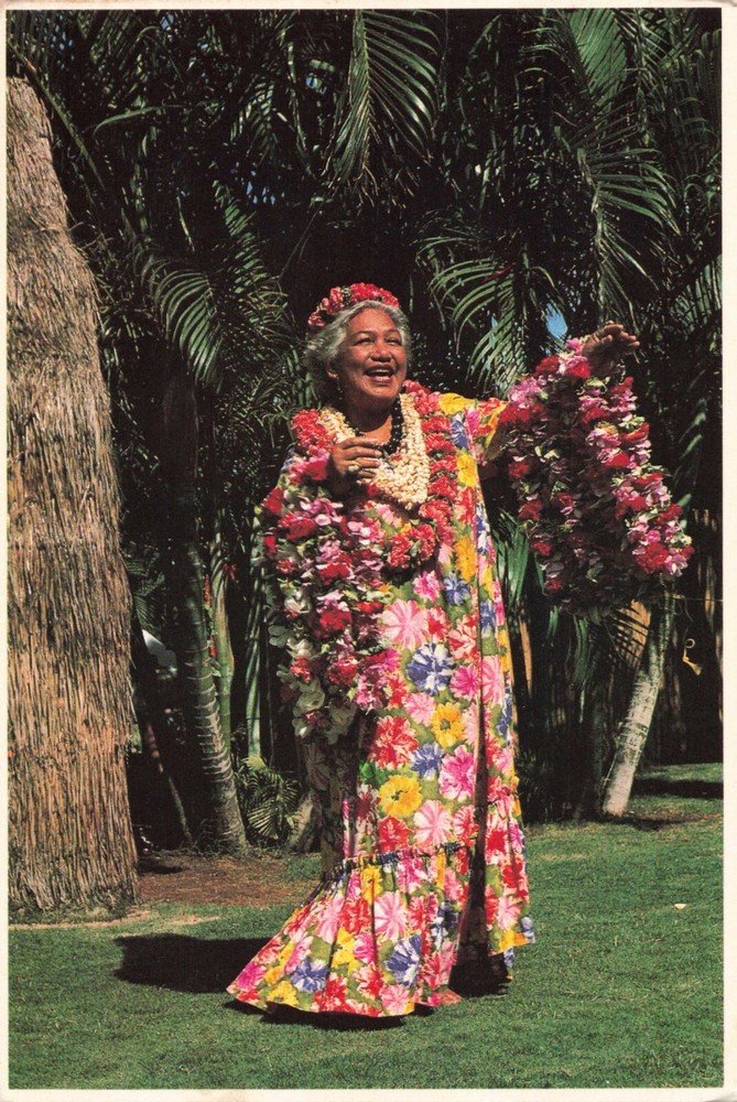 Honolulu Hawaii, Colorful Lahela at Waikiki Kodak Hula Show, Vintage Postcard