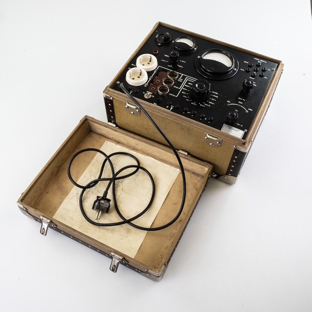 WASSMANN GMBH Röhrenprüfgerät Teilgetestet Prüfgerät für Röhren