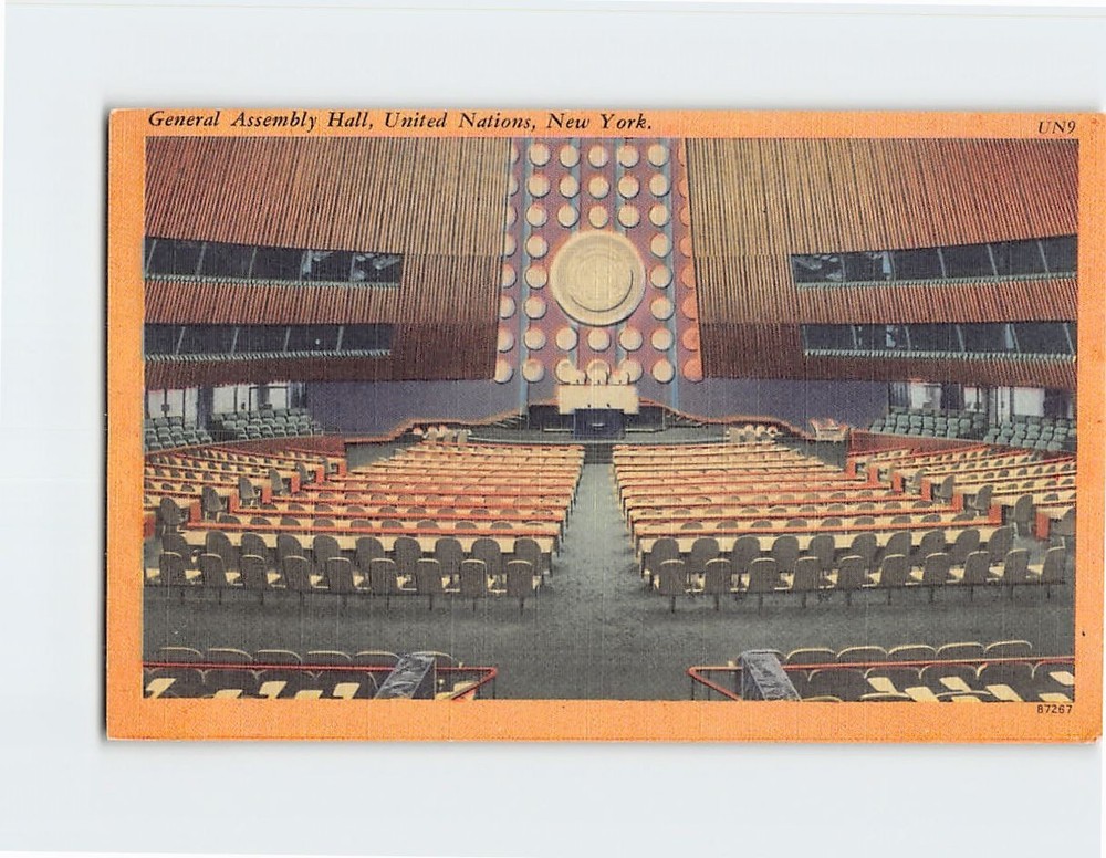 Postcard General Assembly Hall United Nations Headquarters New York USA