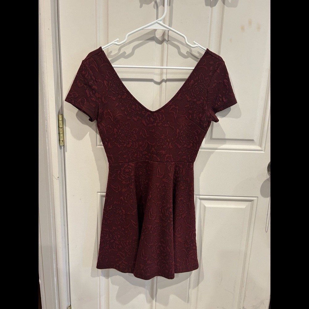 Forever21 Burgundy Floral V Neck Dress Women’s A