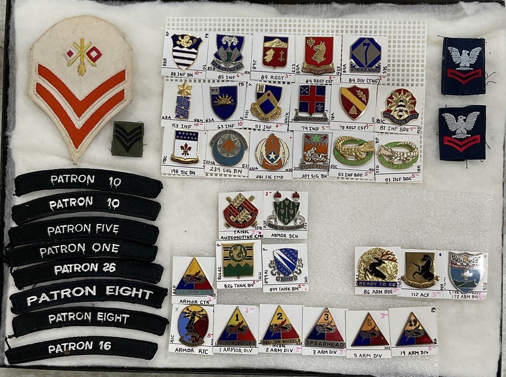 Lot Of Vintage Military Patches, Distinctive Insignia
