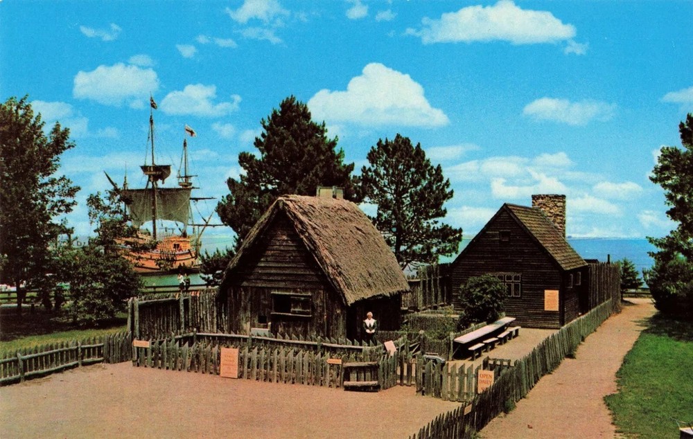 Replicas of Pilgrim Houses & Mayflower II - Plymouth Massachusetts MA - Postcard