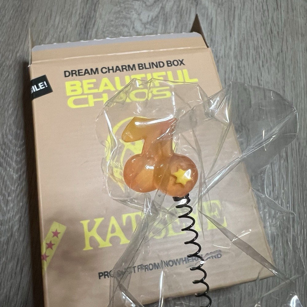 KATSEYE Beautiful Chaos Megan Cherry Dream Charm Rave Sprout ONLY