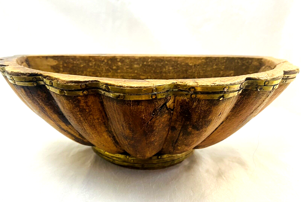 Vintage WOODEN Wall / Sconce Planter Pocket Bowl with Brass Trim 11.5