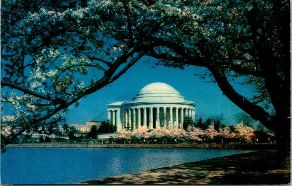 Jefferson Memorial Washington DC vintage postcard unposted
