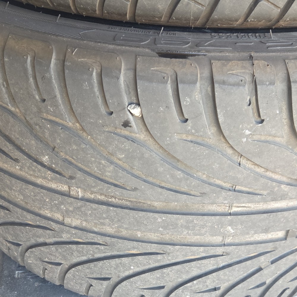 Slingshot R 2024 Tire And Rim Package