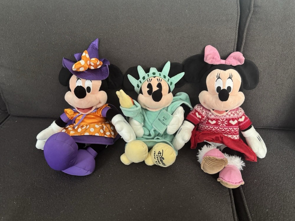 Lot of 3 Minnie Mouse Disney Plush Stuffed Animal Halloween, New York, Christmas