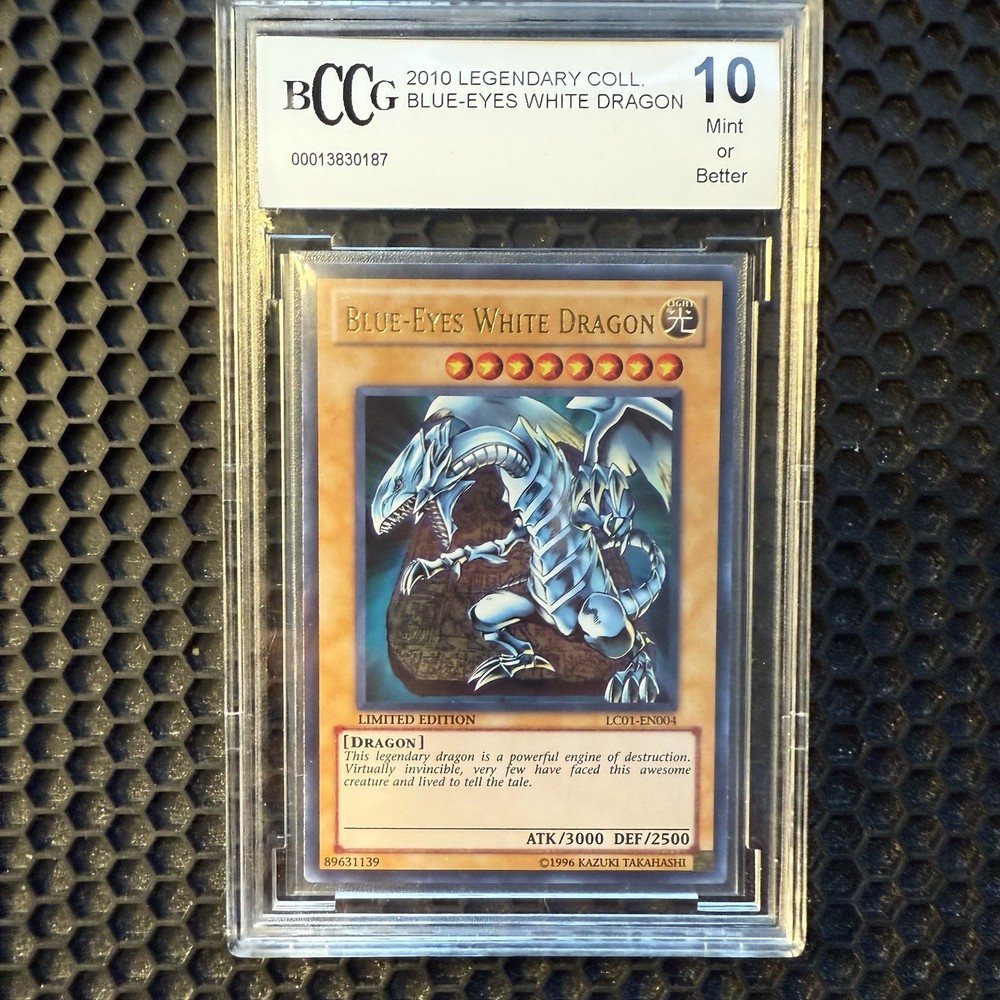 Blue-Eyes White Dragon LC01-EN004 YuGiOh Legendary Collection 1 LE Ultra Rare