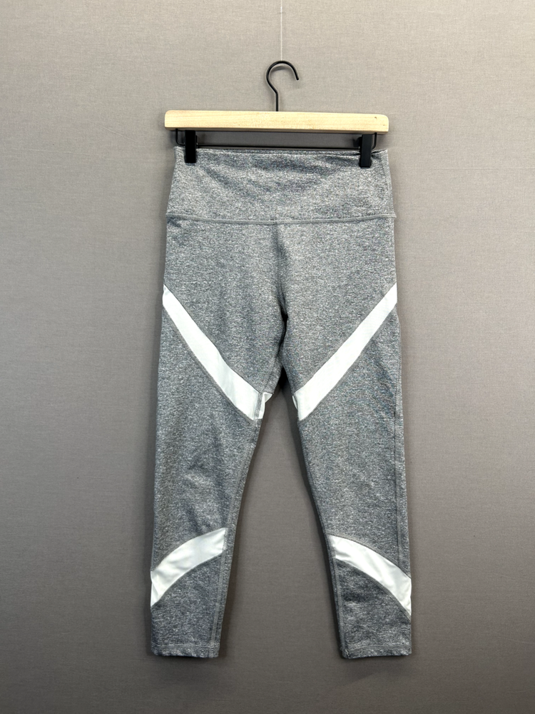 Aerie Womens Gray Capri Leggings with White Stripes Elastic Waist Medium