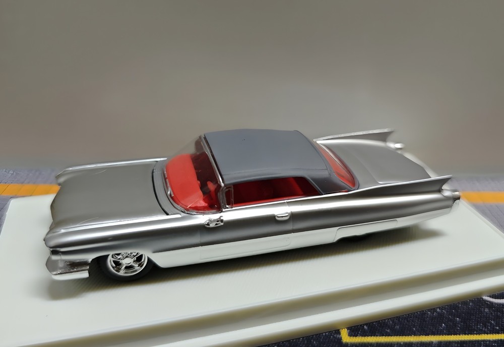 1:64 Scale 1960 DeVille Die-Cast Model Car - Classic Silver Alloy
