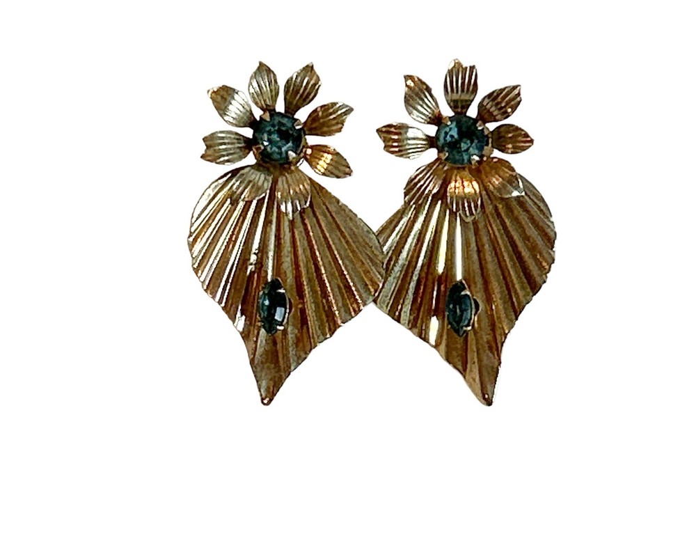 Vintage Gold Tone Textured Flower Leaf Blue Stone Screw Back Earrings Floral