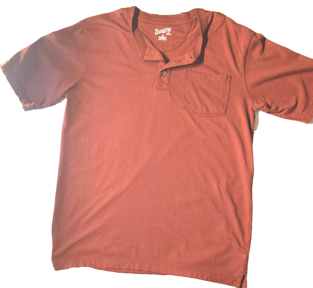 Duluth Longtail T-Shirt Men's Medium Relaxed Fit Red Short Sleeve Henley