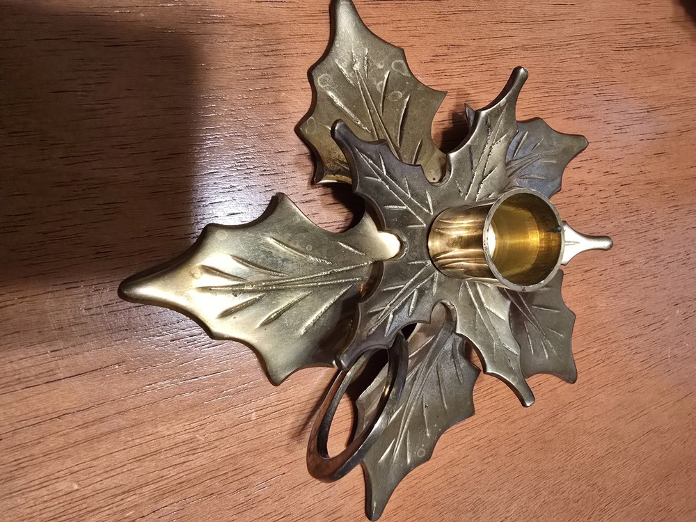 HOLLY LEAF Candle Holder Vintage Handled Brass