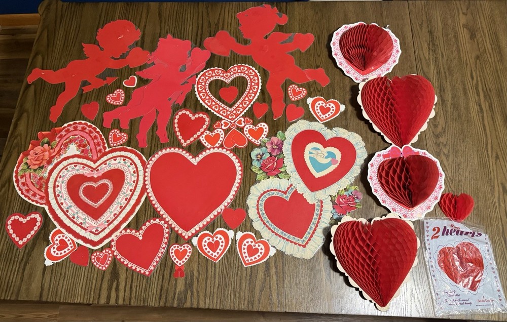 Vintage Valentine’s Day Paper Decorations Lot Hearts Cupids Honeycomb Red/White