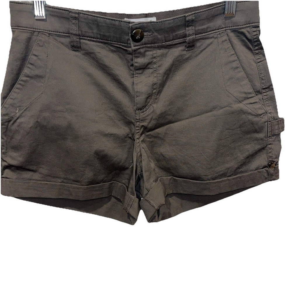 Boston Traders Women's Roll Cuff Shorts, Green, Size 6