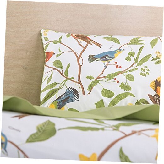 2-Piece Standard Pillowcase Set, Green Floral Garden Bird Printed, 100%