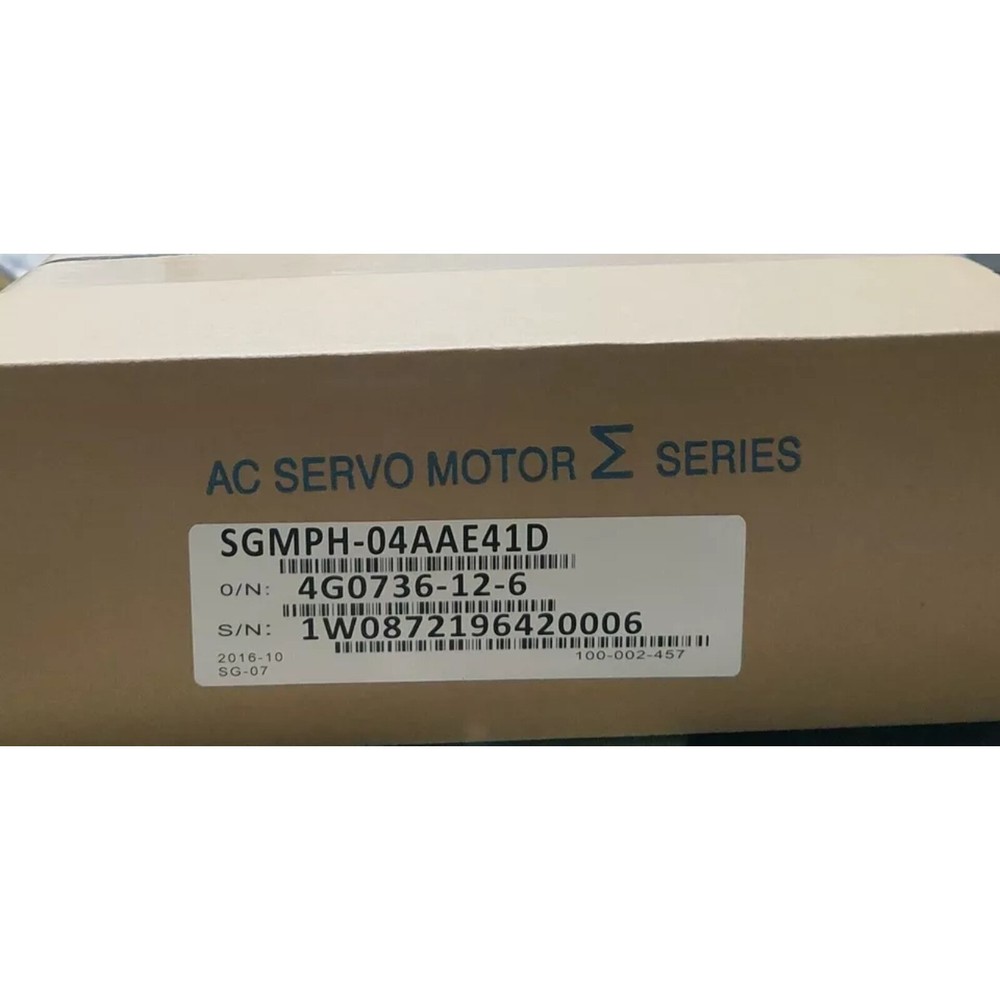 YASKAWA SGMPH-04AAE41D NEW IN BOX SGMPH04AAE41D Servo Motor