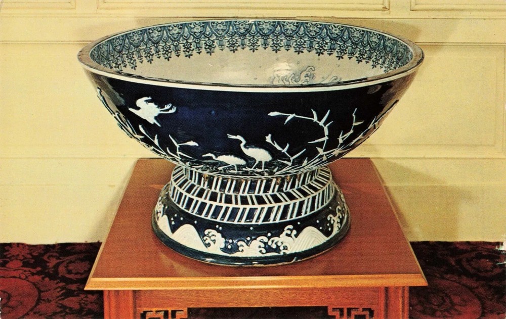 The Emperor's Bowl - Wheatland - Lancaster Pennsylvania PA - Postcard