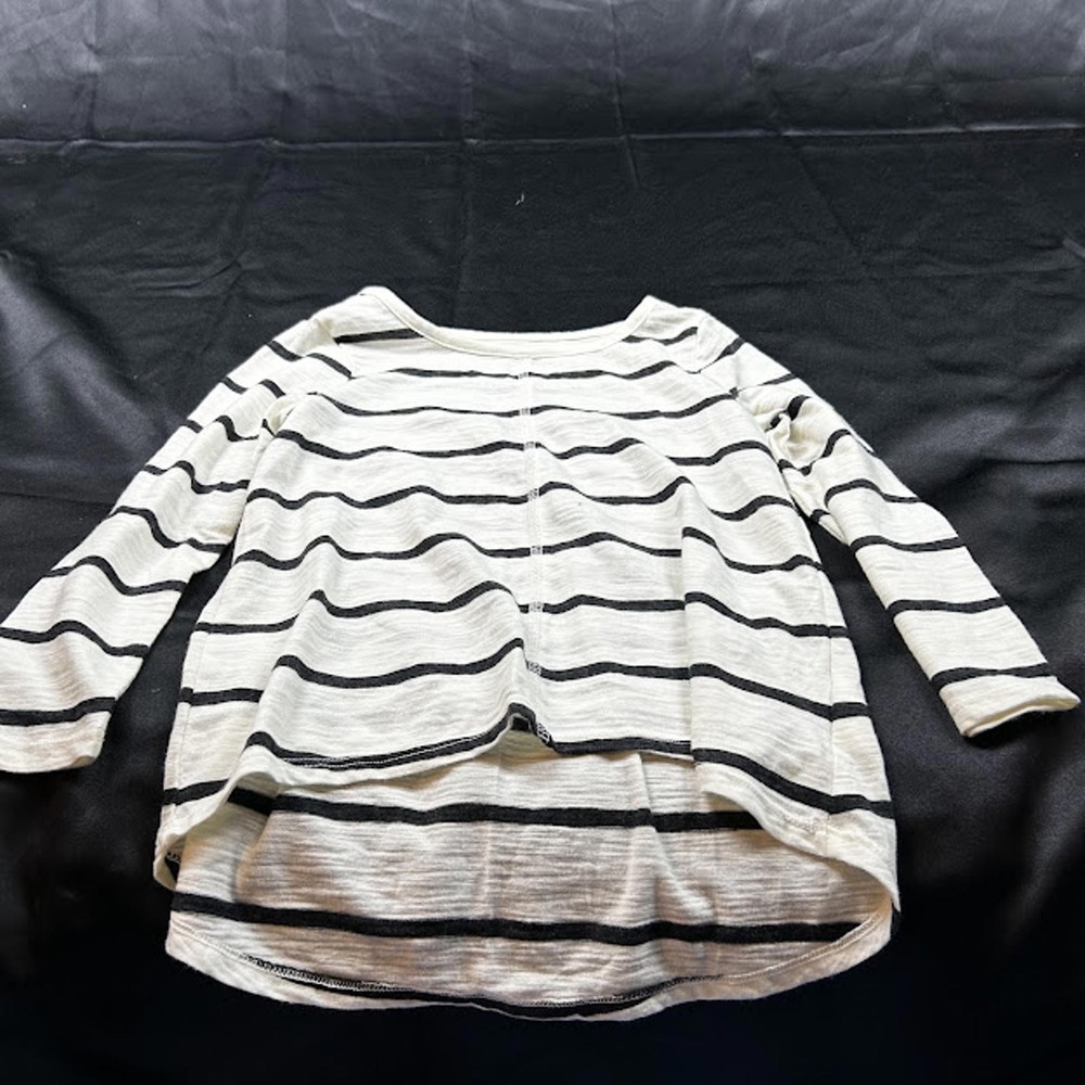 Old Navy Girls Shirt S 6/7Y White Black Striped Long Sleeve EUC