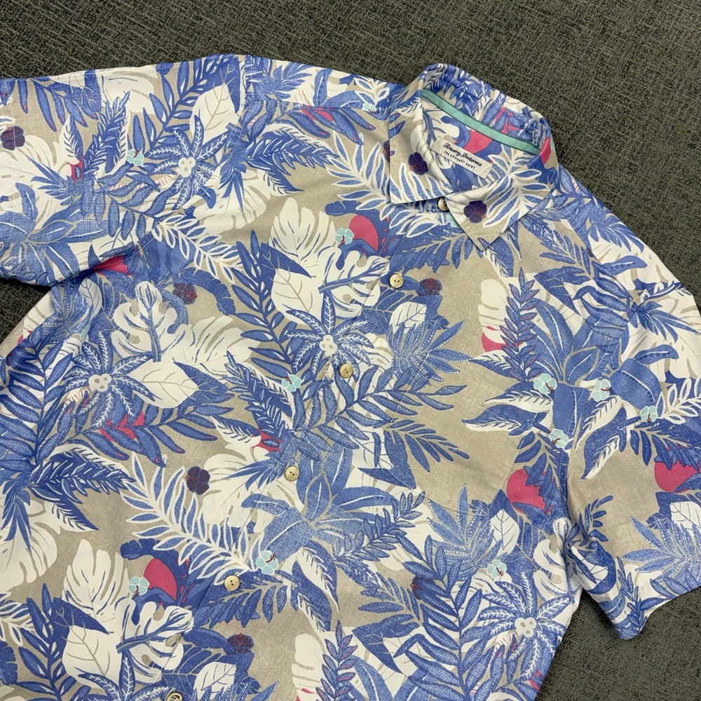 Tommy Bahama The Coconut Point Island Zone Shirt Men's L Floral Hawaiian Camp