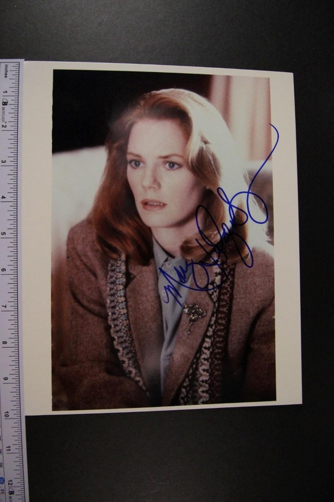 Marge Helgenberger (Csi: Crime Scene Investigation) Autograph Photo~