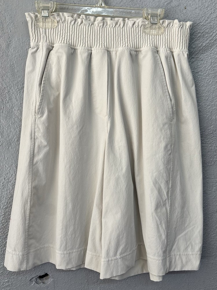 Lululemon Stretch Woven Ruffle-Waist High-Rise Short 9