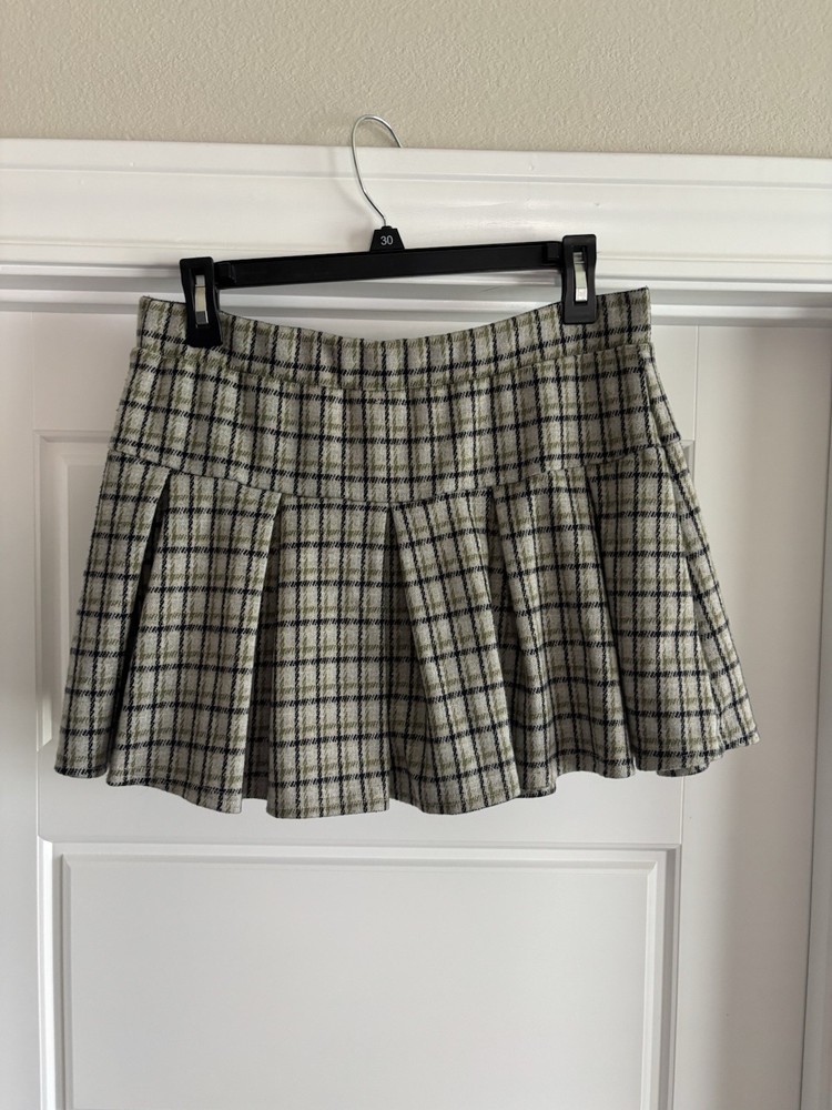 American Eagle Womens Green Plaid Skater Skirt with Stretchy Waistband