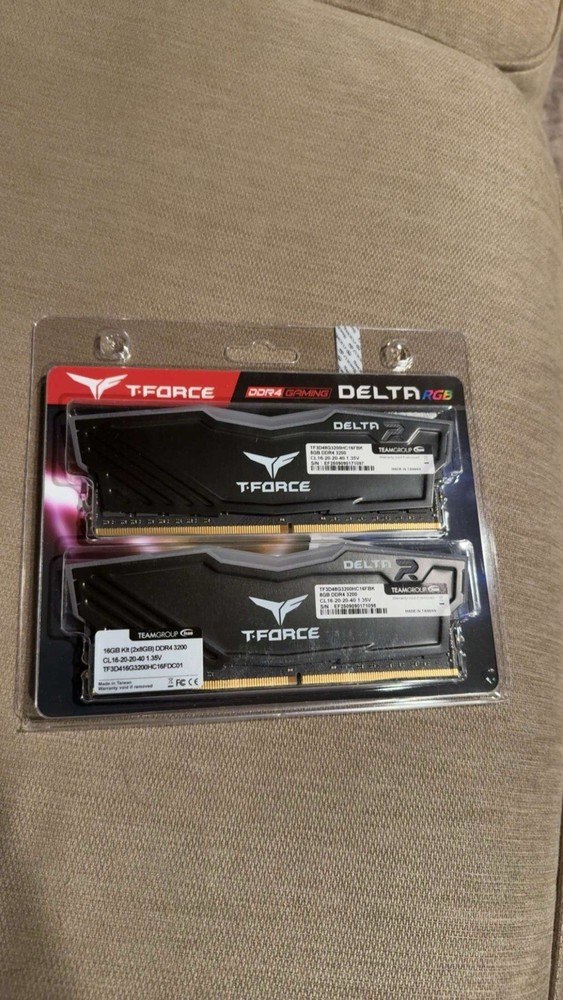 TeamGroup T-Force Delta RGB 16GB 2x8GB DDR4 3200 CL16 RAM Black - New Sealed