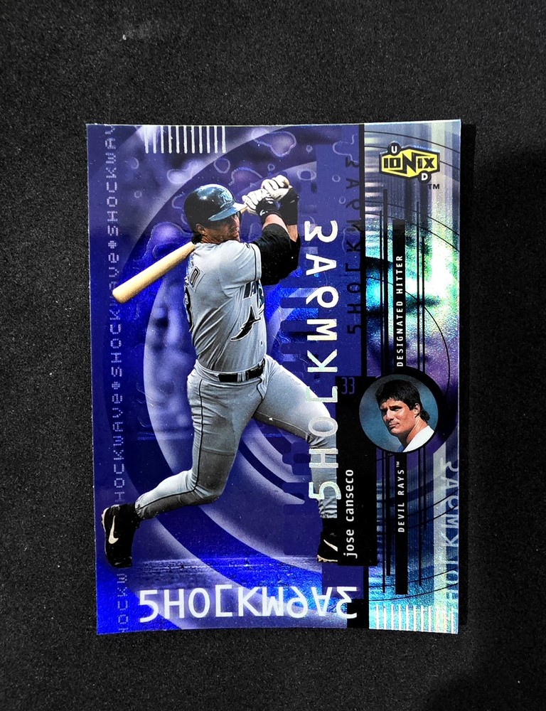 2000 UD Ionix #S11 Jose Canseco Shockwave Holofoil Insert Devil Rays