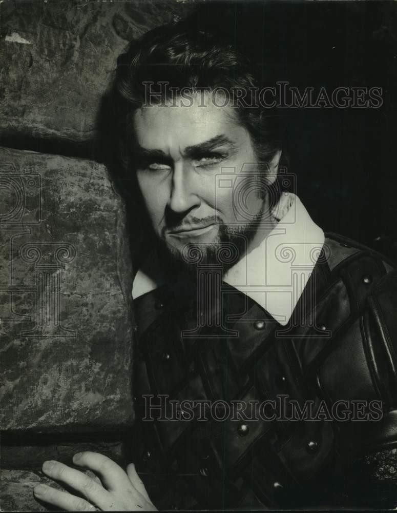 1972 Press Photo Sherrill Milnes stars in Otello, at Municipal Auditorium.