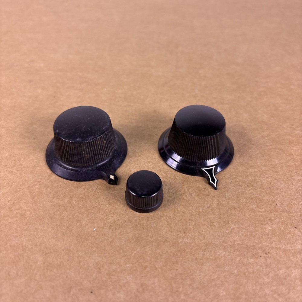 Lot of 3 Daka-Ware/Radio Condenser Co. Knobs for Radio or Guitar Amp USA