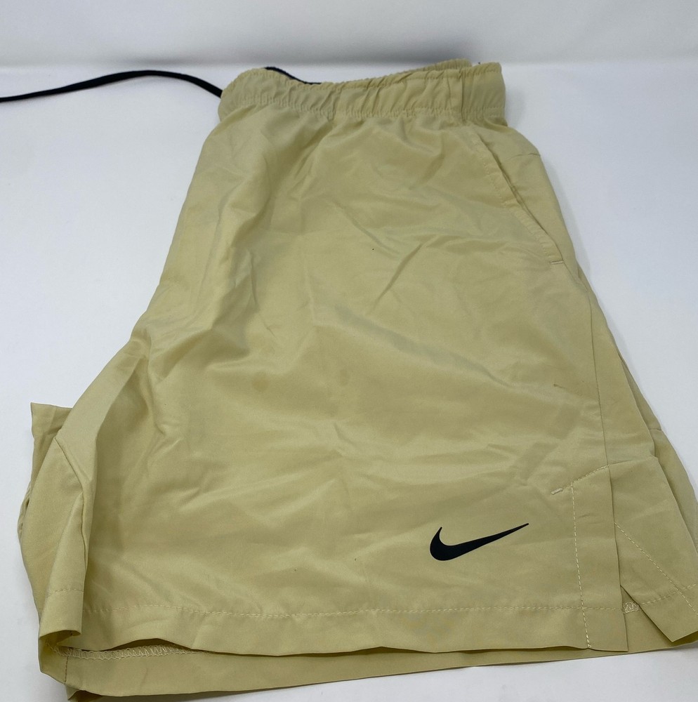 Nike Men’s Dri-FIT Flex Woven 7