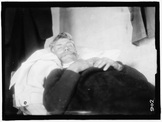 Photo:Floyd Allen Wounded in Jail Galax Virginia 1912 Feud Trial