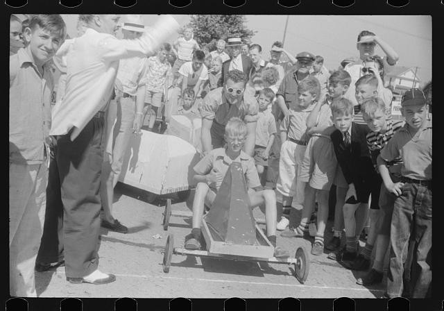 Photo:Salisbury Maryland 1940 Soapbox Derby Start July 4th Celebration