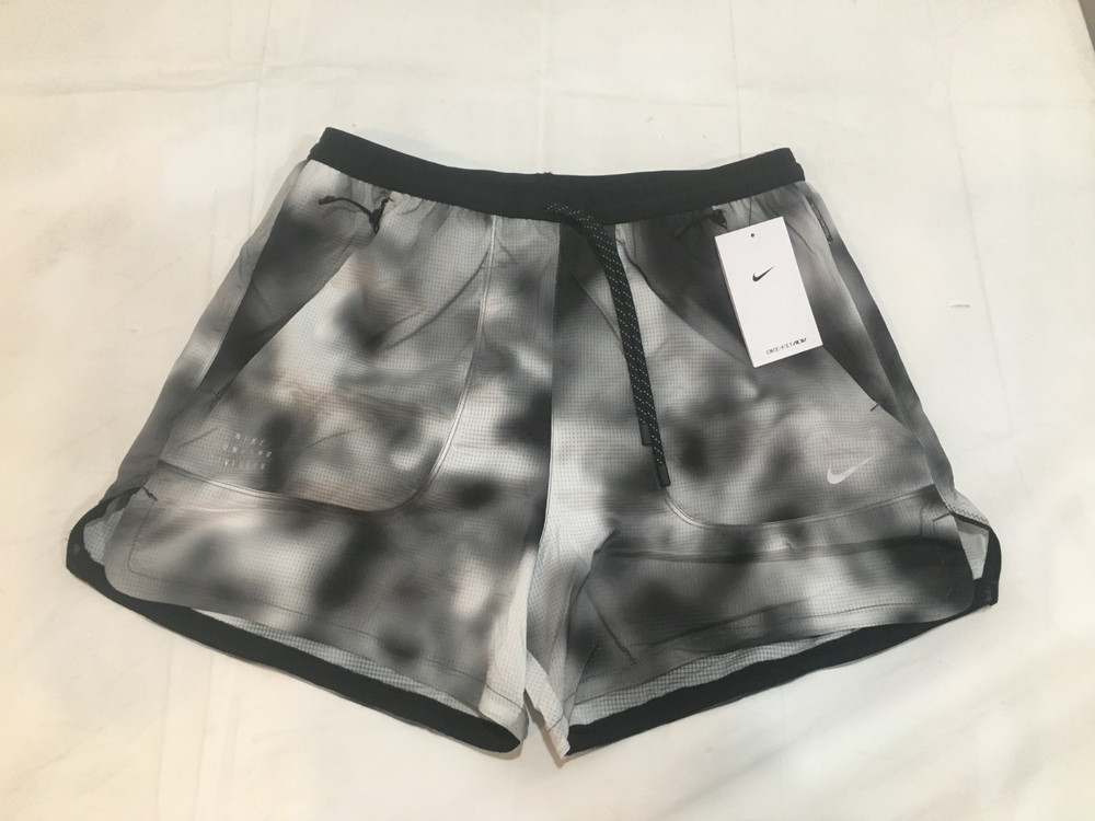 NWT $100.00 Nike Mens Dri-Fit ADV Breath 4