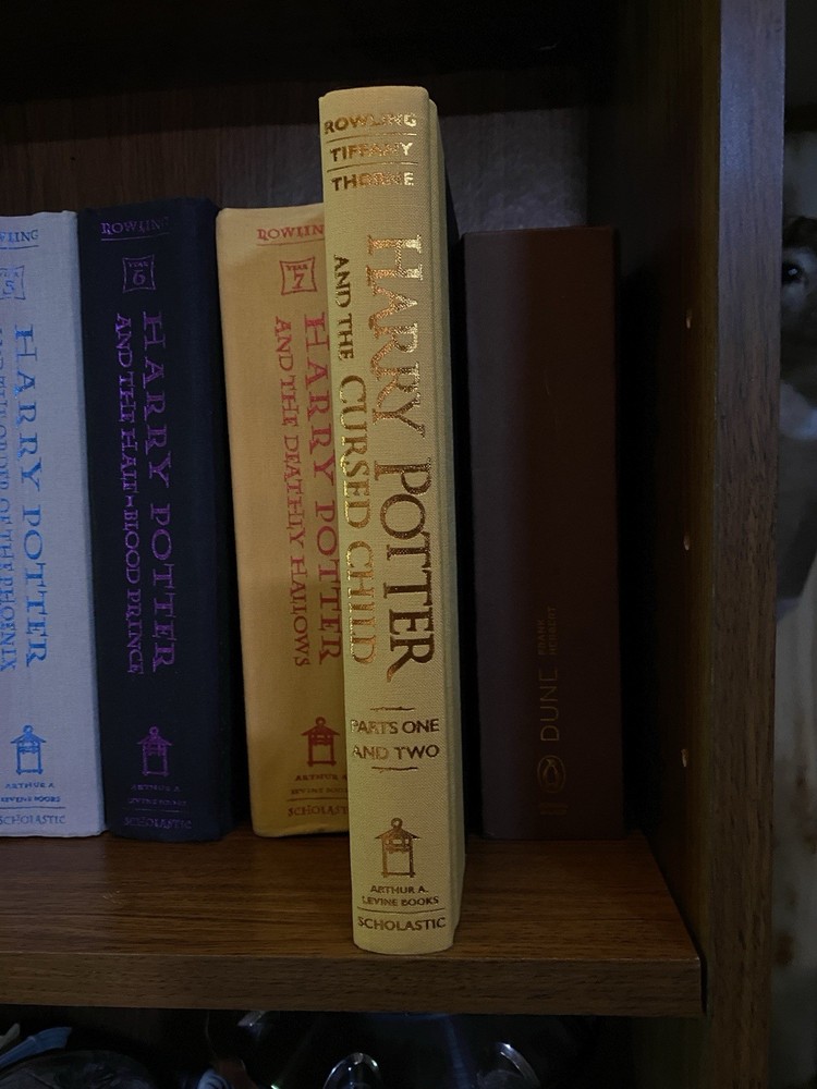 Harry Potter and the Cursed Child Hardcover Script Book No DJ 1st Ed