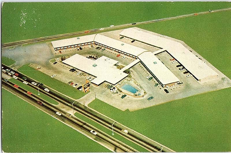 Postcard HOTEL SCENE Baton Rouge Louisiana LA m/09 AJ0577