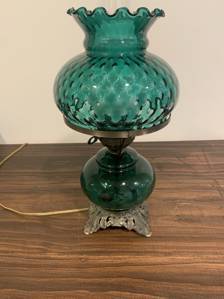 Accurate Casting parlor “Gone With The Wind” Lamp Vintage Emerald GreenMint Condition With Upper And Lower Light Working-image