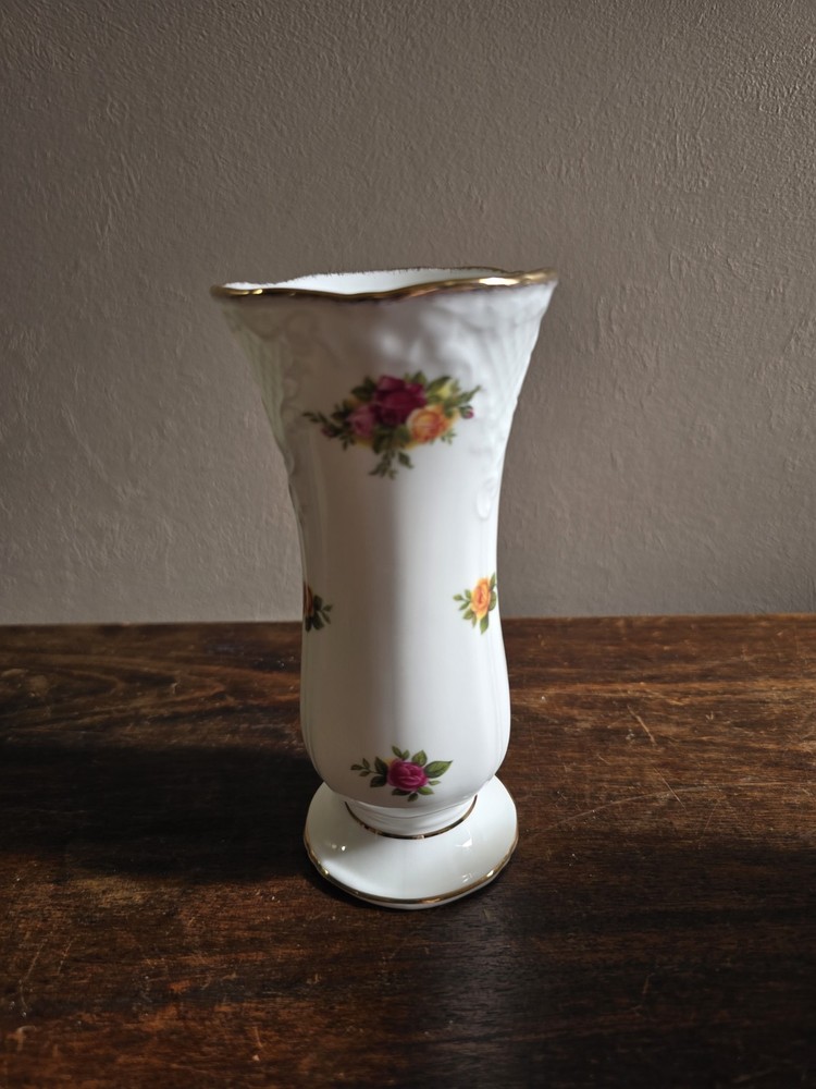 Vintage Royal Albert Old Country Roses Bone China Small  Flower Vase Multicolor