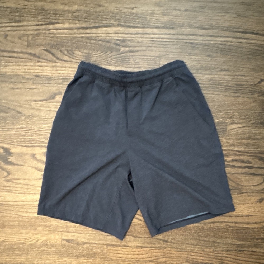 Lululemon Men’s Black Athletic Shorts Size S Lined Pockets Drawstring