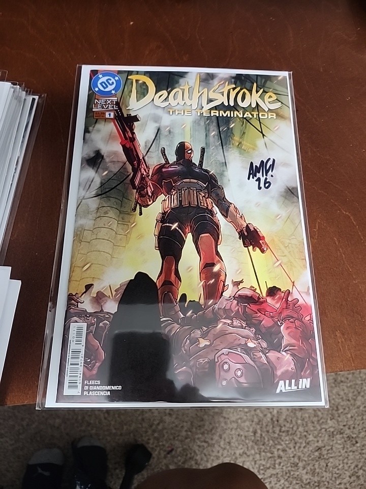 Deathstroke the Terminator #1 Signed By Tony Fleecs