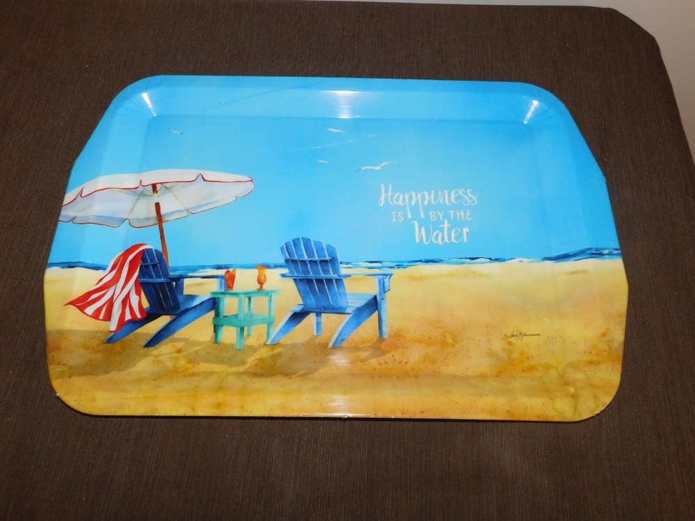 19 Inch Beach Chair with Drink Holder and Plastic Snack Tray for Waterfront Relaxation