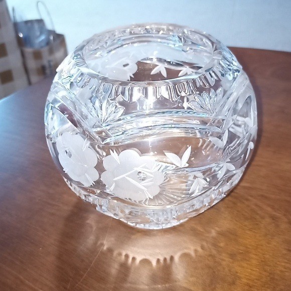 Vintage Rogaska Cut Crystal Rose Bowl or Round w/Etched Floral Design Poland 24%