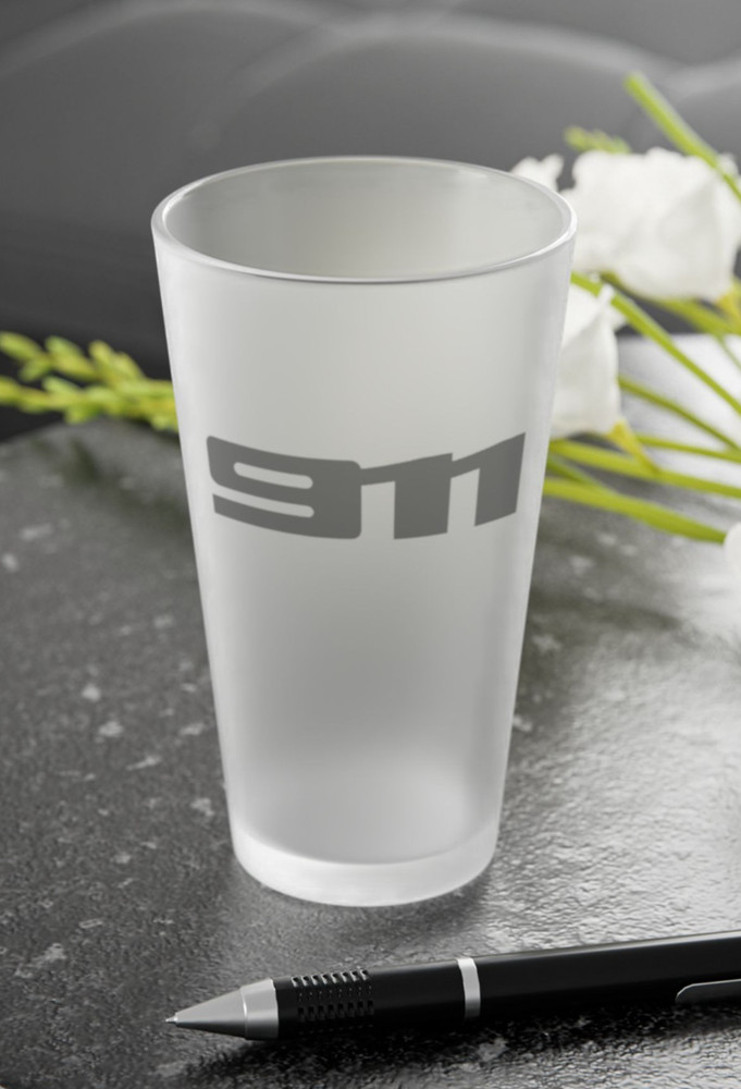 911 Script from Porsche 992 Badge Printed on Frosted Pint Glass : Beer Mug gift