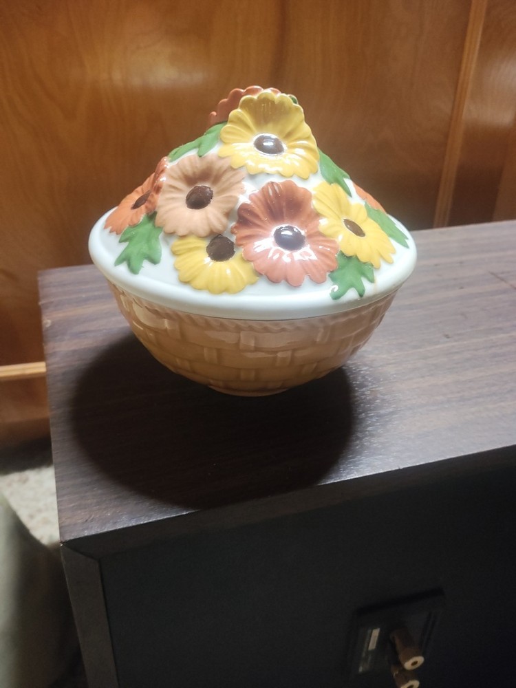 Vintage Ceramic Sunflower Basket Weave Cookie Jar
