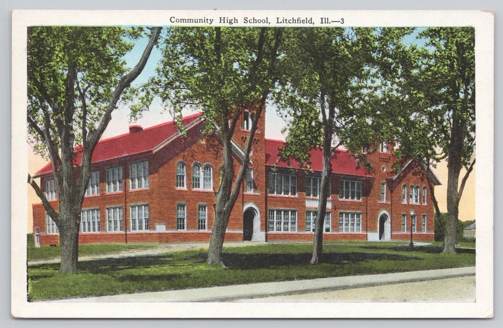 Litchfield Illinois, Community High School Building, Vintage Postcard